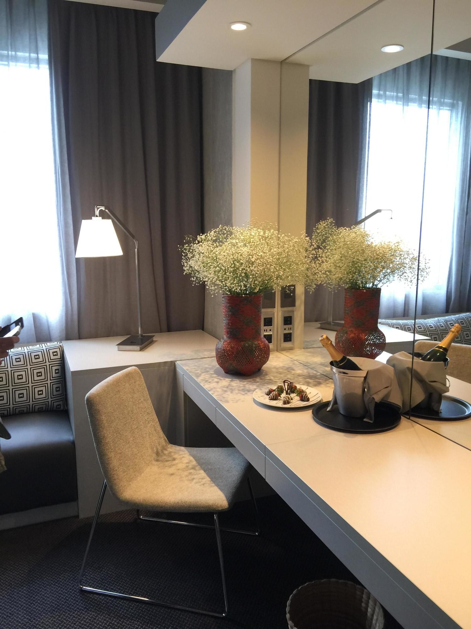 Movich Buro 51 Hotel Barranquilla  Exterior foto A room at the Mandarin Oriental, Munich