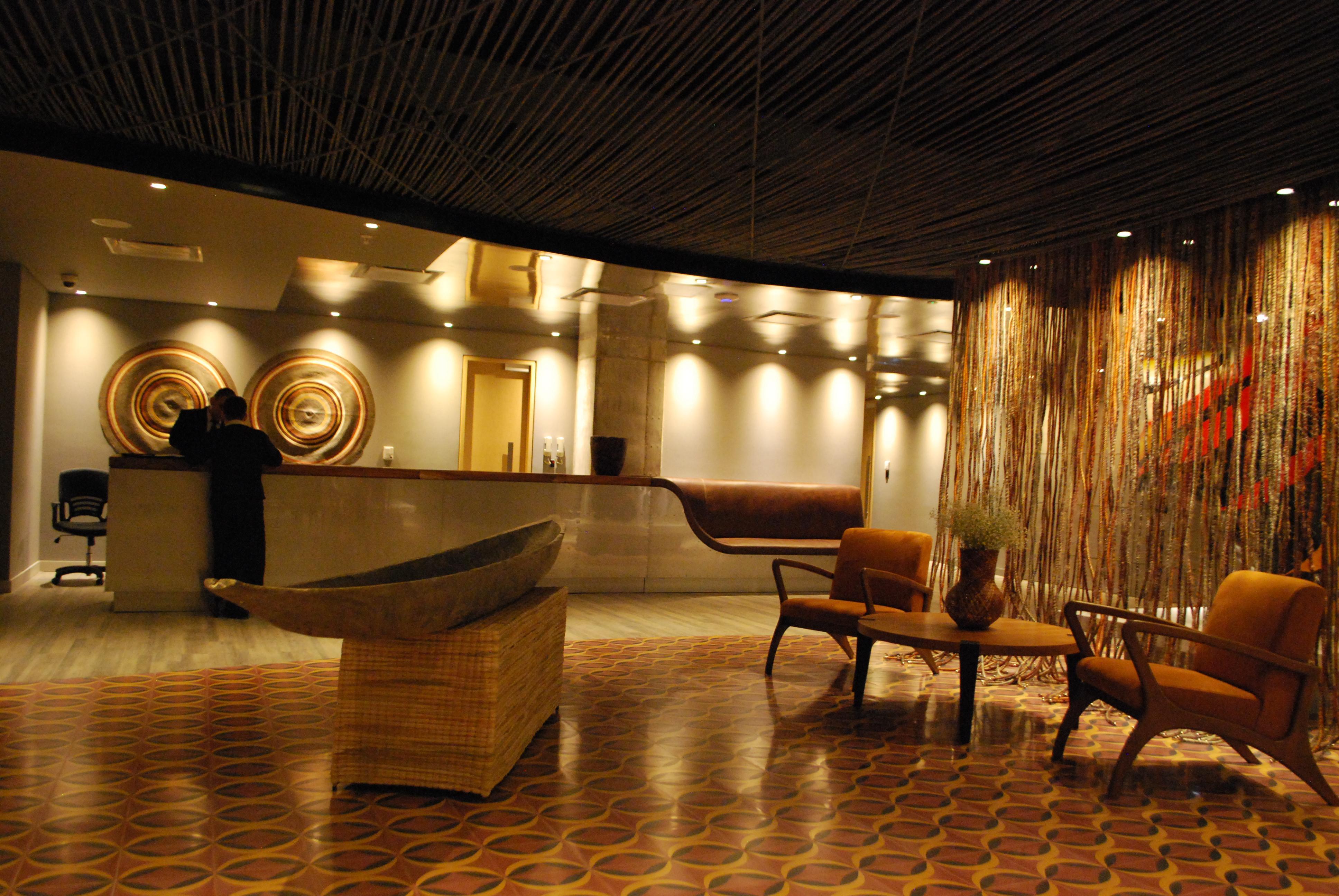 Movich Buro 51 Hotel Barranquilla  Exterior foto The interior of the lounge
