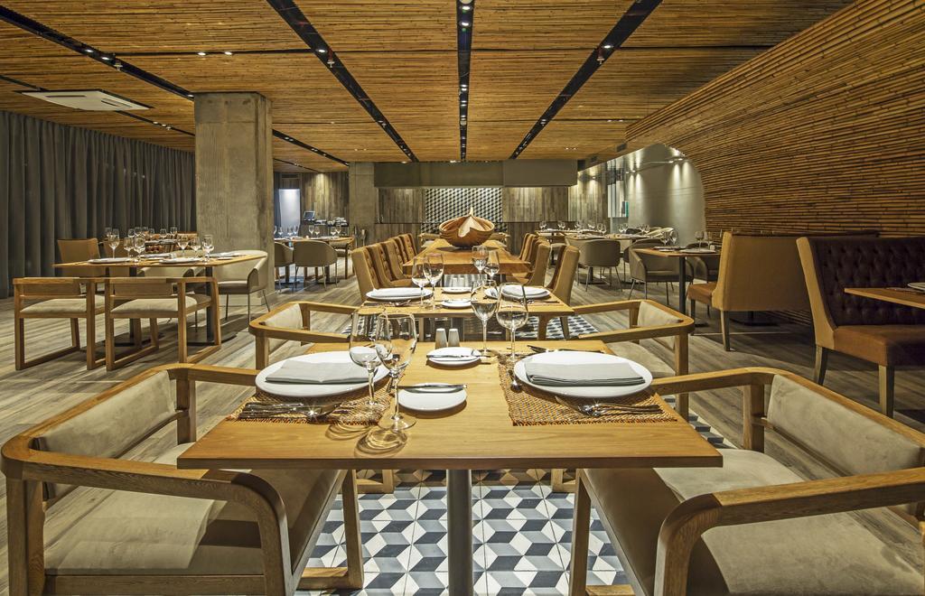 Movich Buro 51 Hotel Barranquilla  Exterior foto Interior of the restaurant